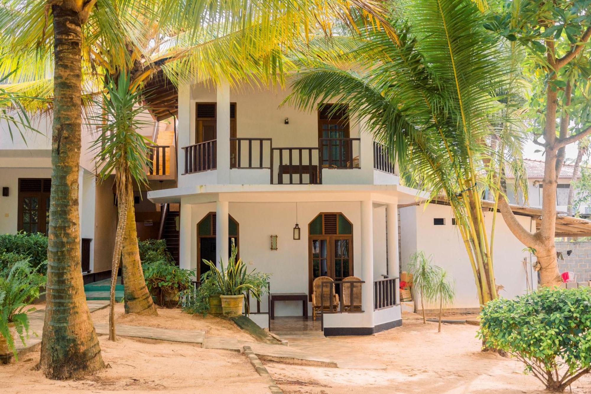 Harmony Beach Resort Tangalle Exteriör bild