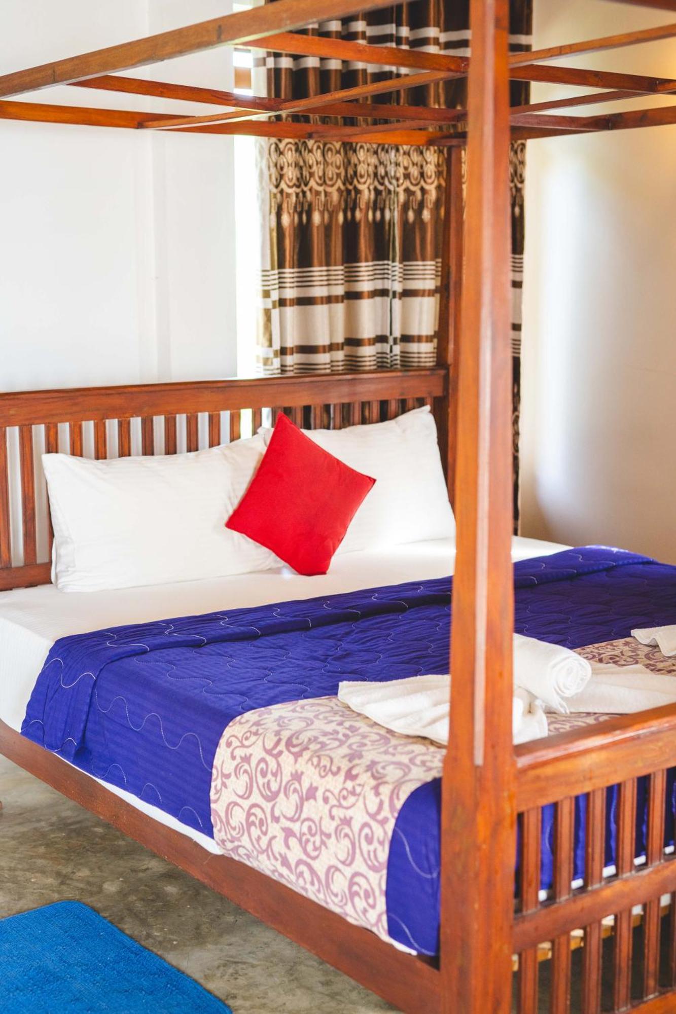 Harmony Beach Resort Tangalle Exteriör bild