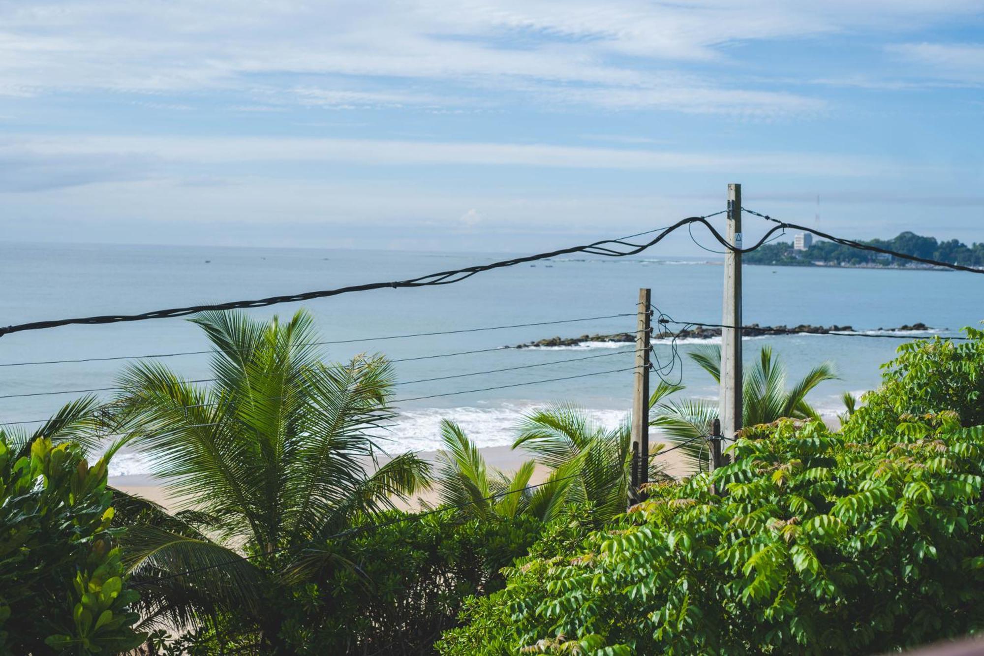 Harmony Beach Resort Tangalle Exteriör bild