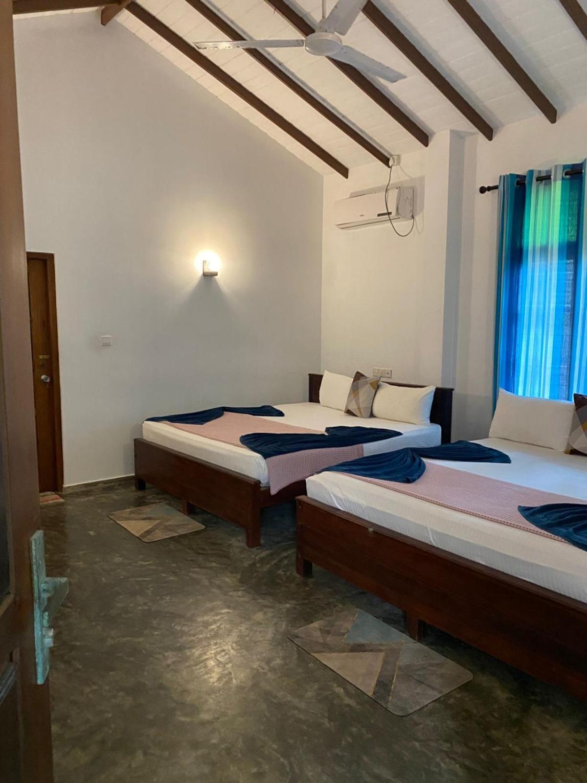 Harmony Beach Resort Tangalle Exteriör bild